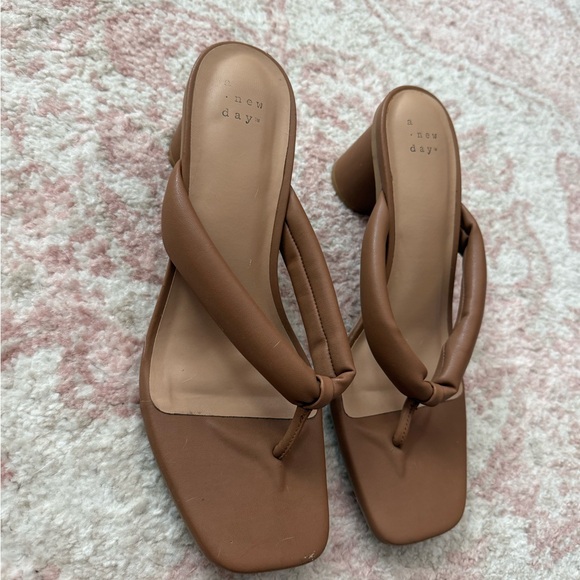 A New Day Women's Tan Sandals— Short Heel - Picture 2 of 2